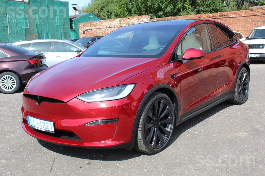 Tesla Model X 2023 photo 2