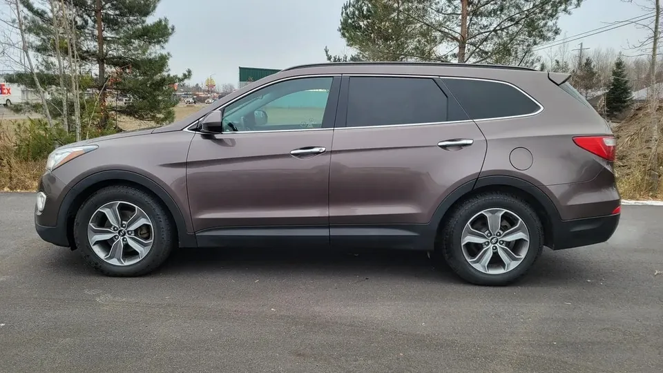 Hyundai Santa Fe 2014 photo 2
