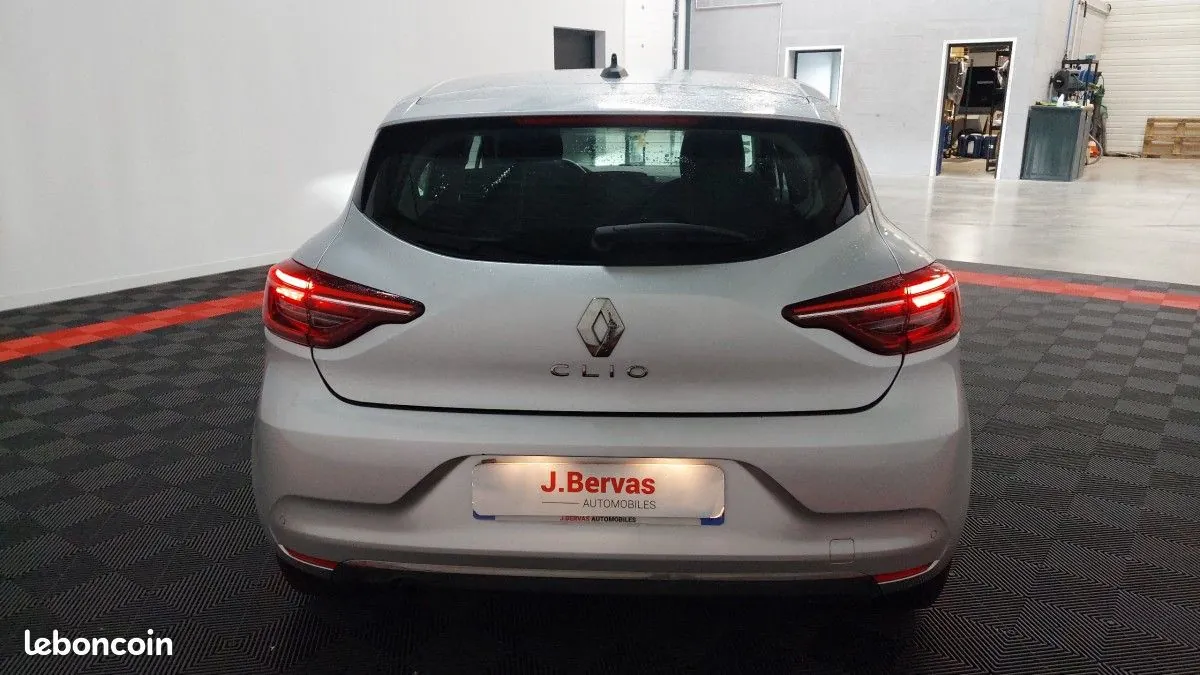 Renault Clio 2020 photo 5