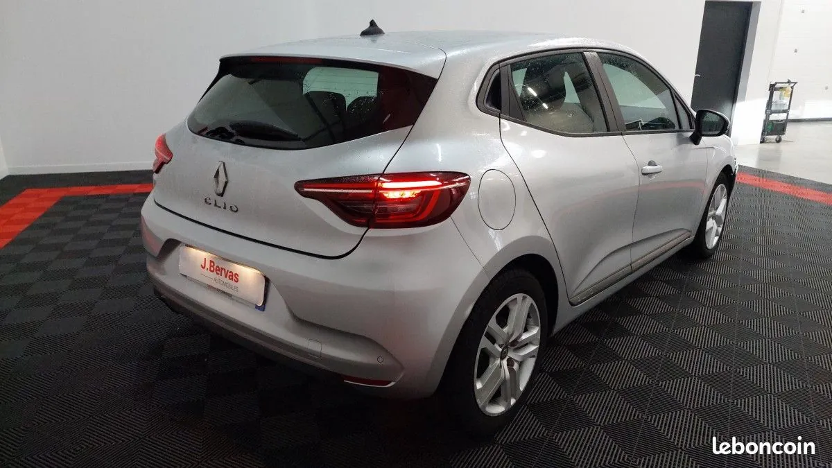 Renault Clio 2020 photo 4