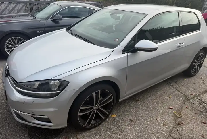 Volkswagen Golf 2018 photo 2