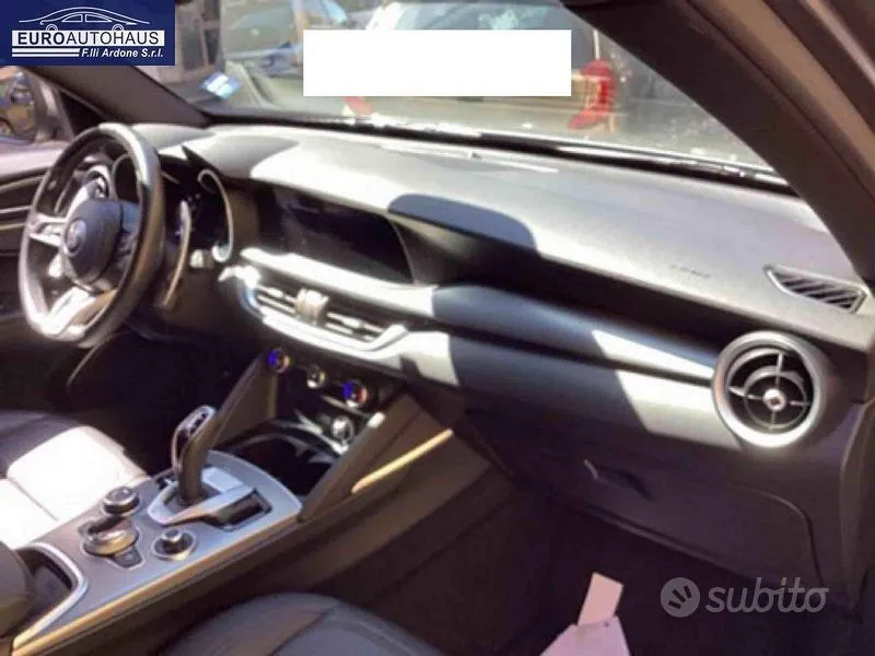 Alfa Romeo Stelvio 2022 photo 3
