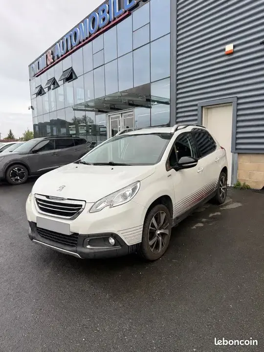 Peugeot 2008 2015 photo 4