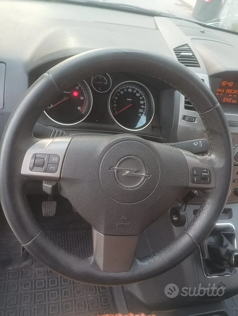 Opel Zafira 2006 photo 4