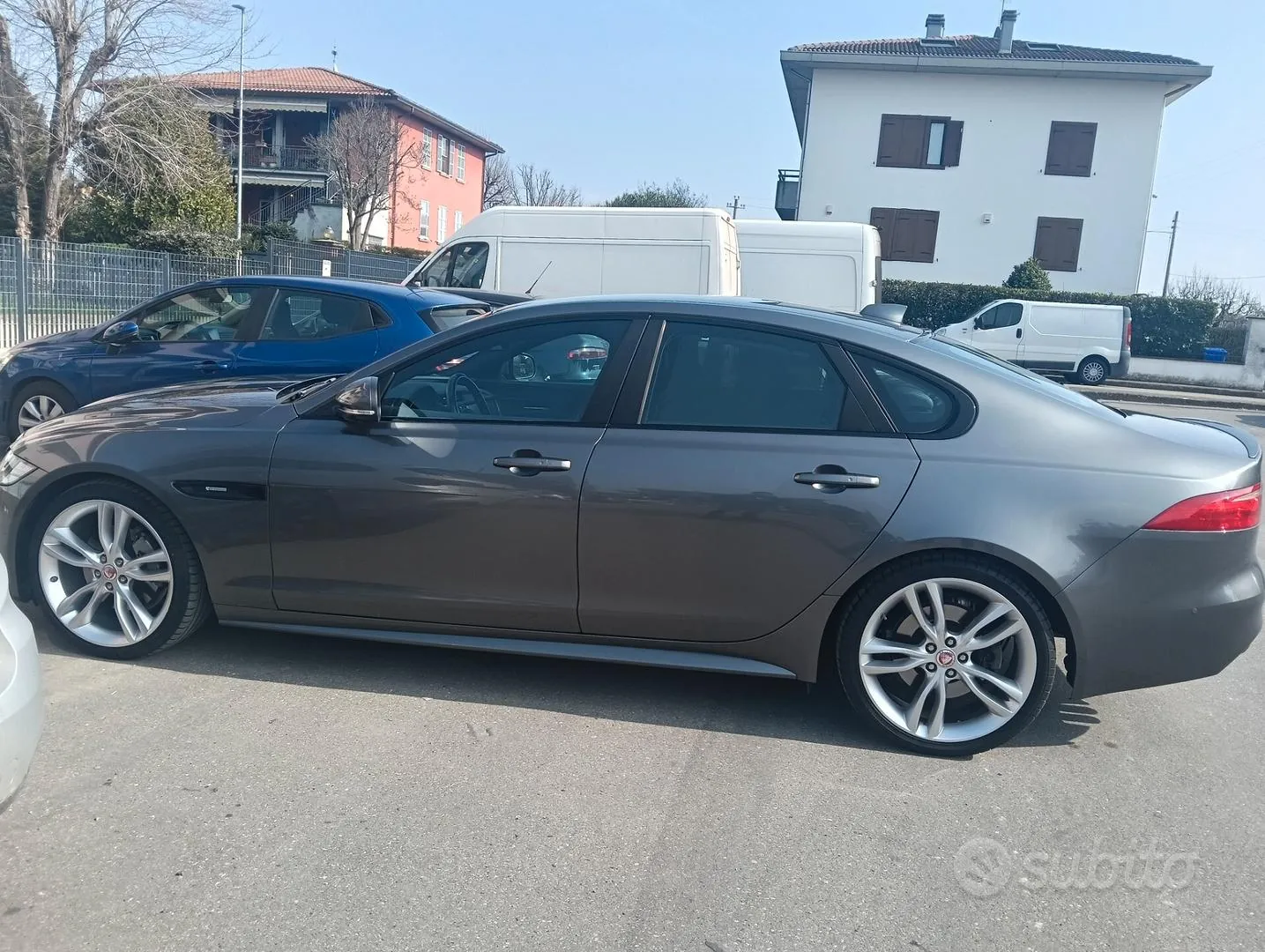 Jaguar Xf 2017 photo 5