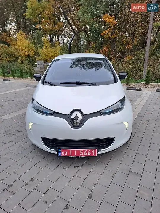 Renault Zoe 2014 photo 3