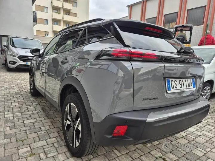 Peugeot 2008 2024 photo 4