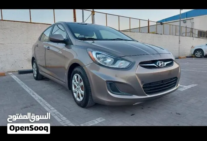 Hyundai Accent 2014 photo 3