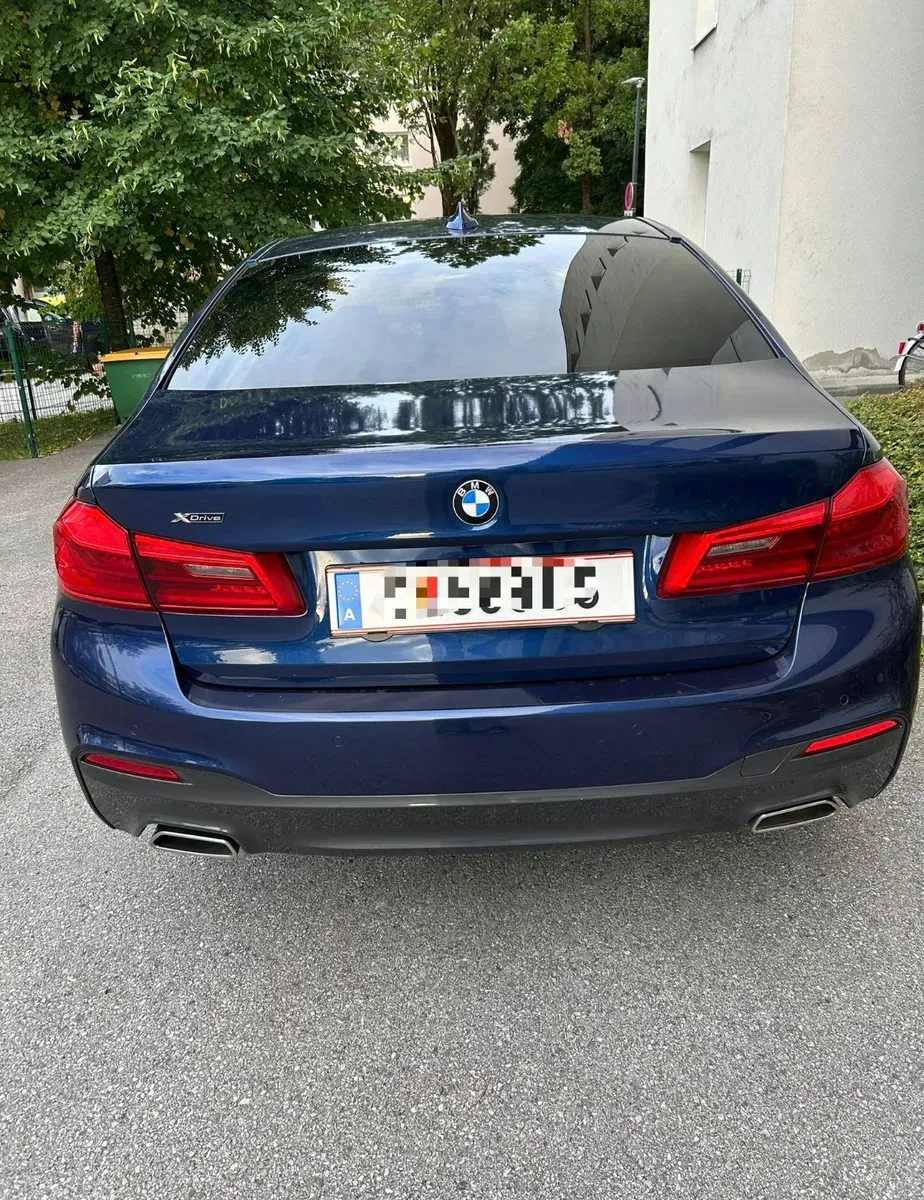BMW 5 Series 2017 photo 2