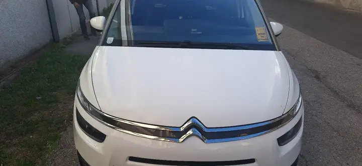 Citroen Grand C4 Picasso 2016 photo 2