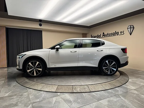 Polestar 2 2022 photo 2