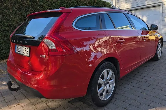 Volvo V60 2013 photo 2
