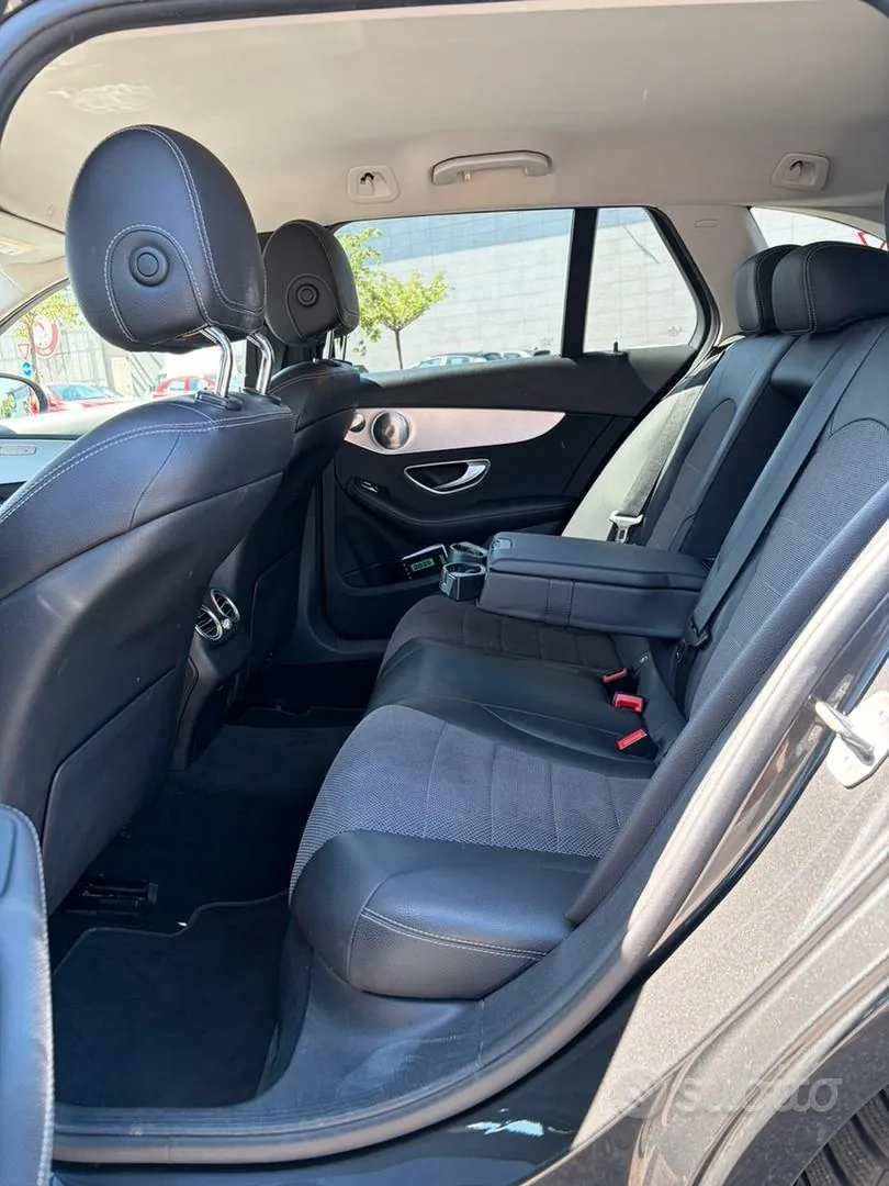 Mercedes-Benz C180 2019 photo 5