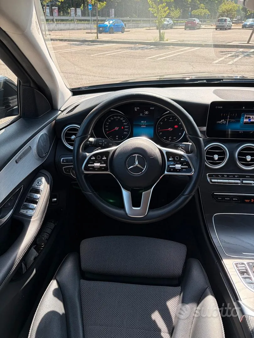 Mercedes-Benz C180 2019 photo 2
