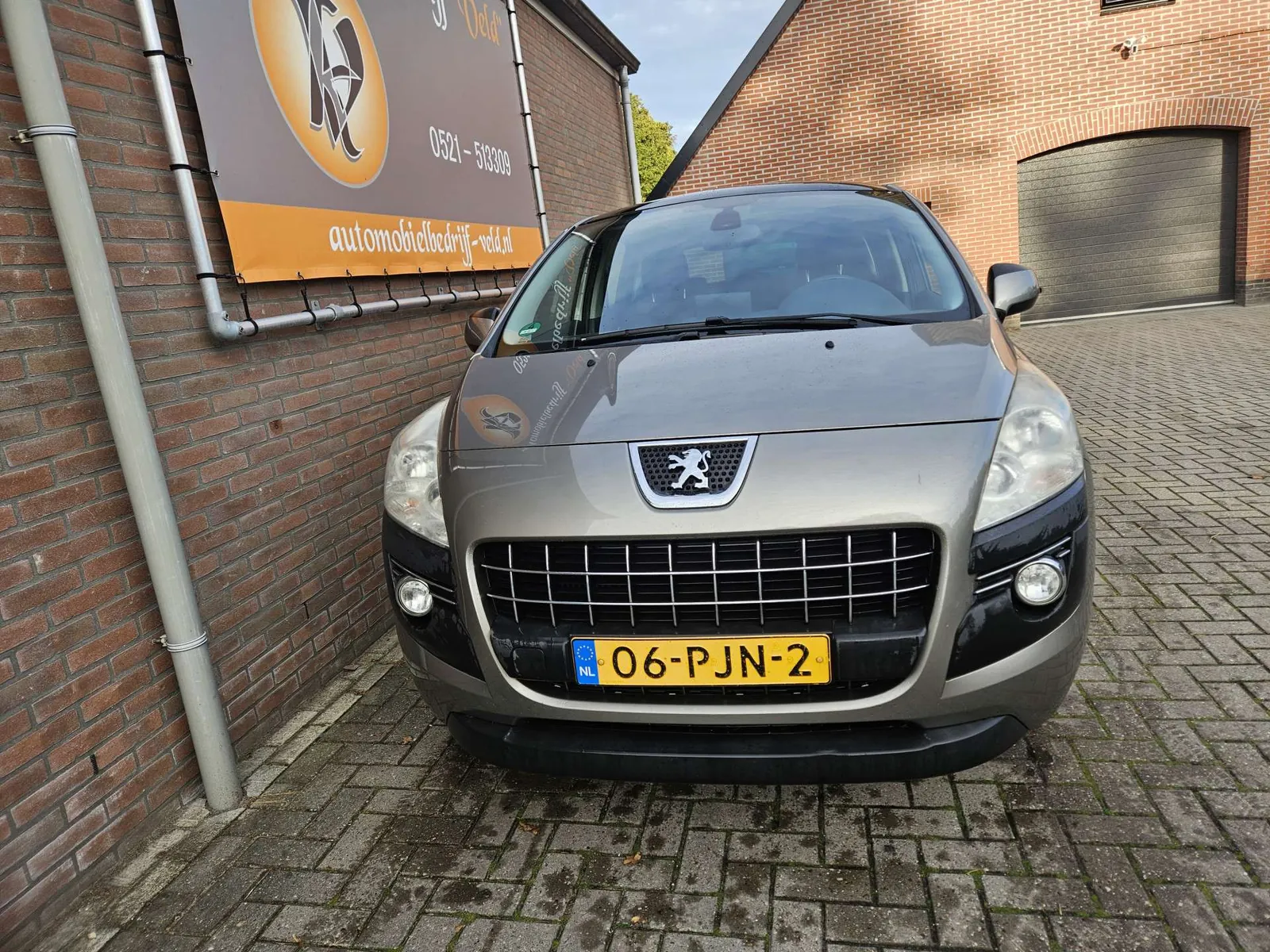 Peugeot 3008 2011 photo 2