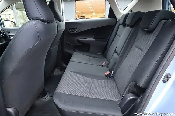 Toyota Verso-S 2011 photo 5