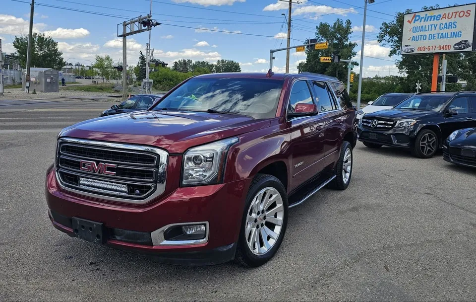 GMC Yukon 2019 photo 2