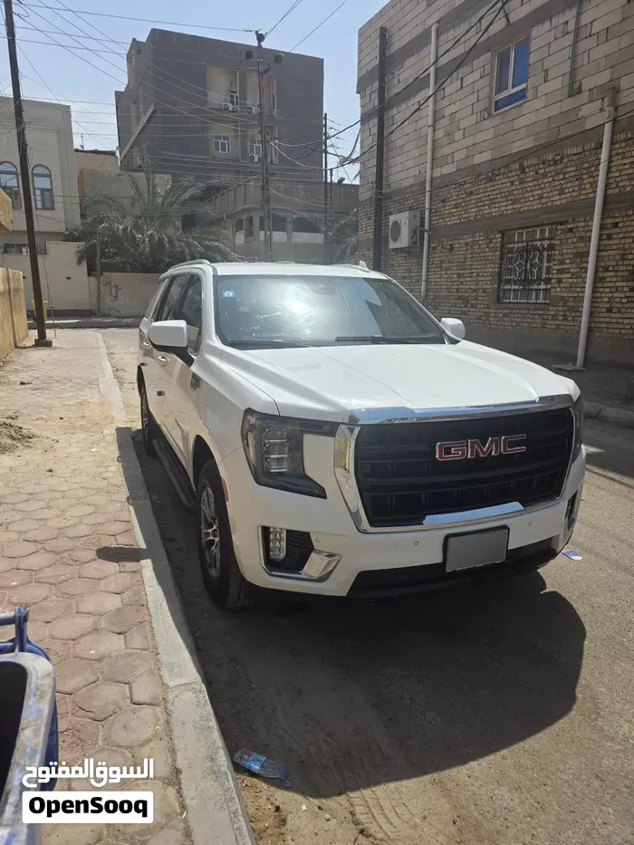 GMC Yukon 2023 photo 2