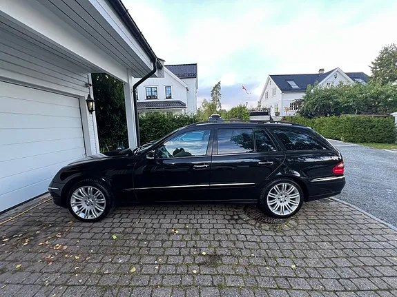 Mercedes-Benz E280 2007 photo 3
