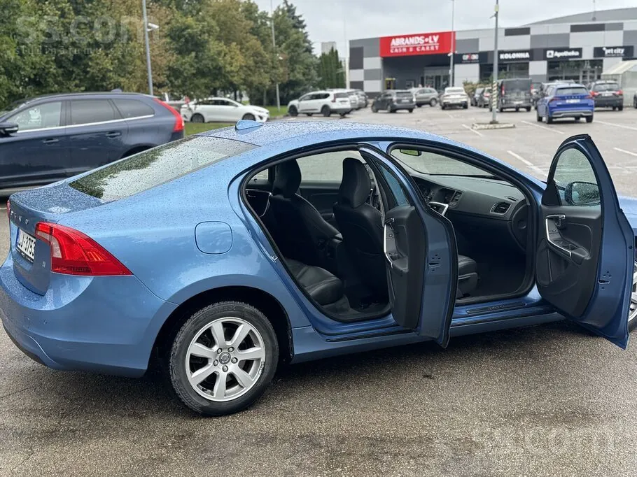 Volvo S60 2014 photo 5
