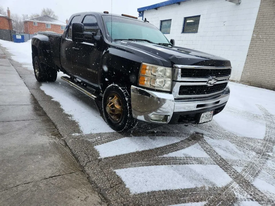 Chevrolet Silverado 3500Hd 2008 photo 4
