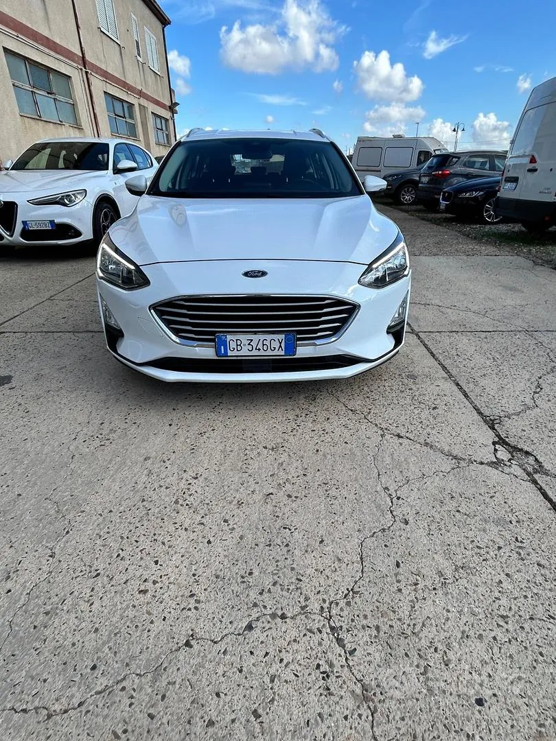 Ford Focus 2020 photo 2