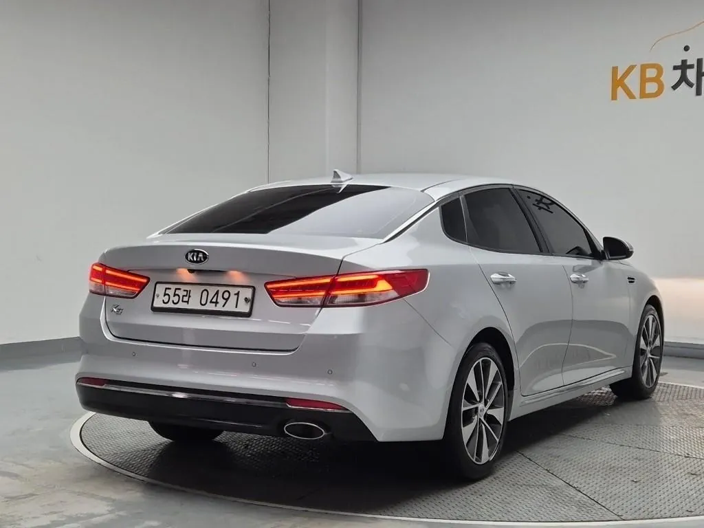 Kia K5 2016 photo 3