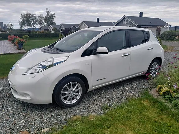 Nissan Leaf 2016 photo 3