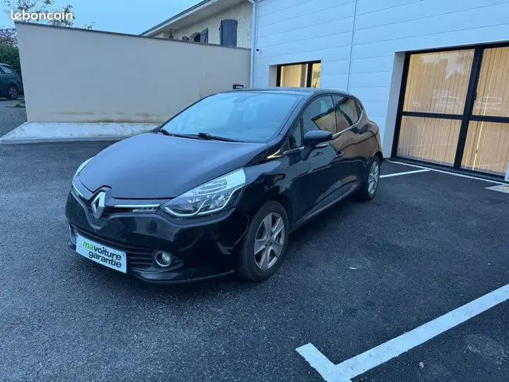 Renault Clio 2014 photo 2