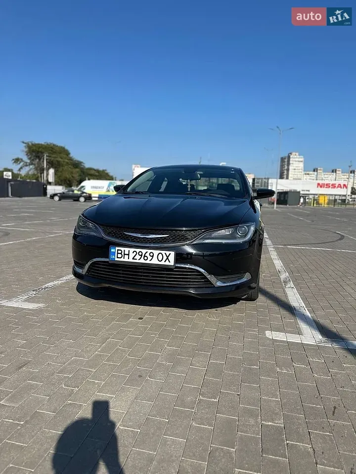 Chrysler 200 2015 photo 3