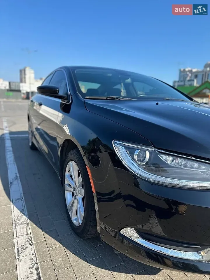 Chrysler 200 2015 photo 4