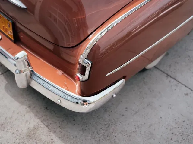 Chevrolet Styleline Deluxe 1952 photo 3