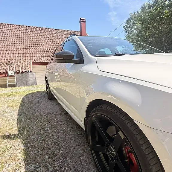 Skoda Octavia Rs 2016 photo 2