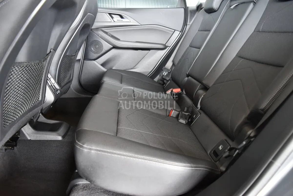 BMW 218 2023 photo 5