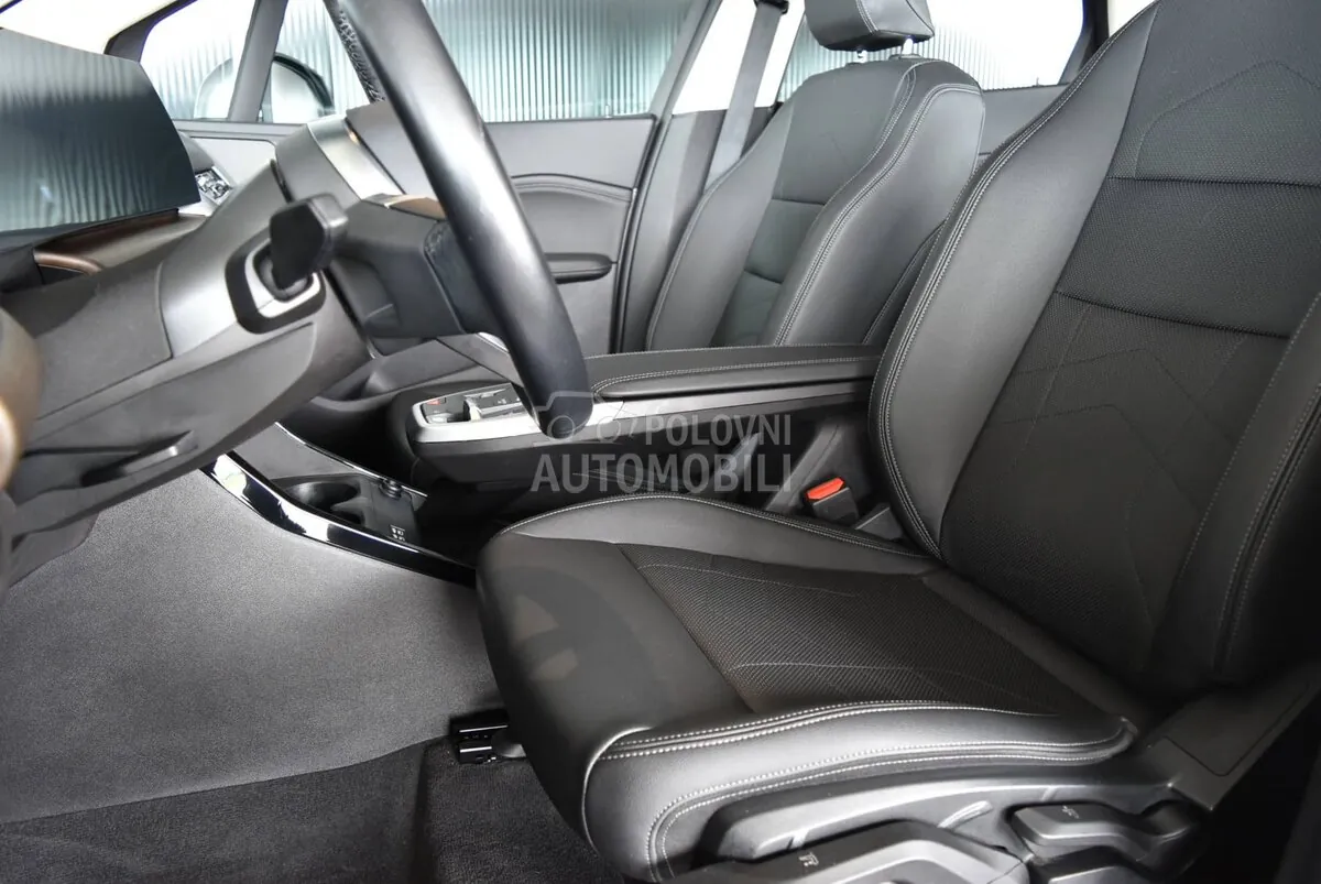 BMW 218 2023 photo 4