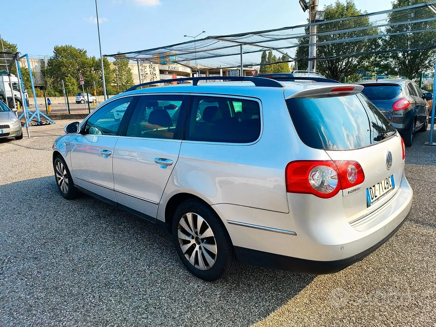Volkswagen Passat 2009 photo 4