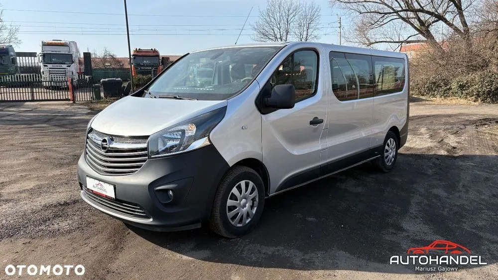 Opel Vivaro 2017 photo 3