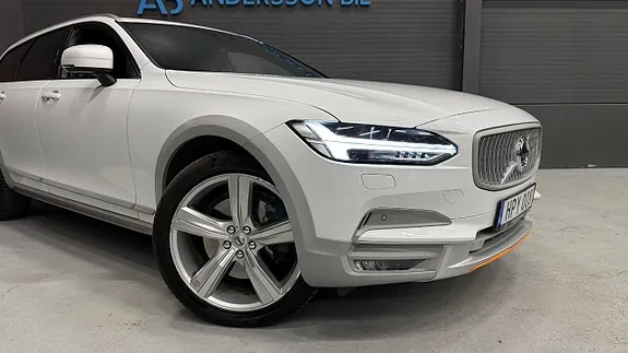 Volvo V90 Cross Country 2018 photo 3