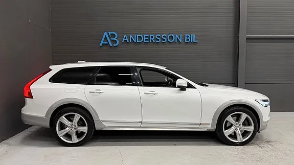 Volvo V90 Cross Country 2018 photo 5