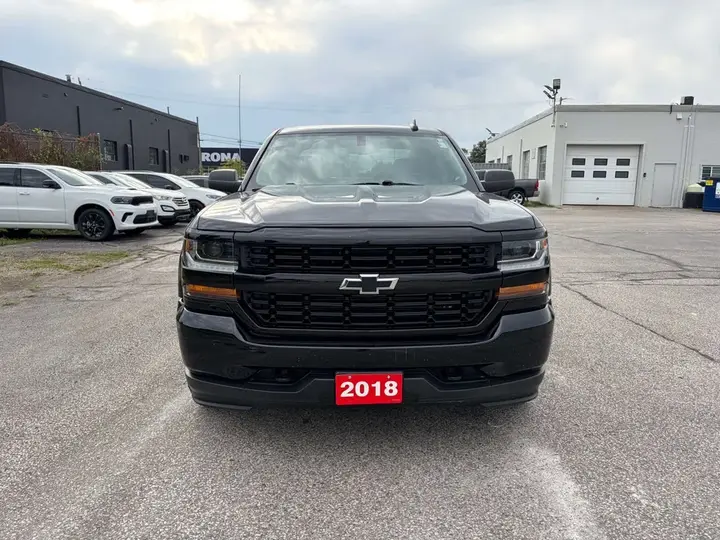 Chevrolet Silverado 1500 2018 photo 2