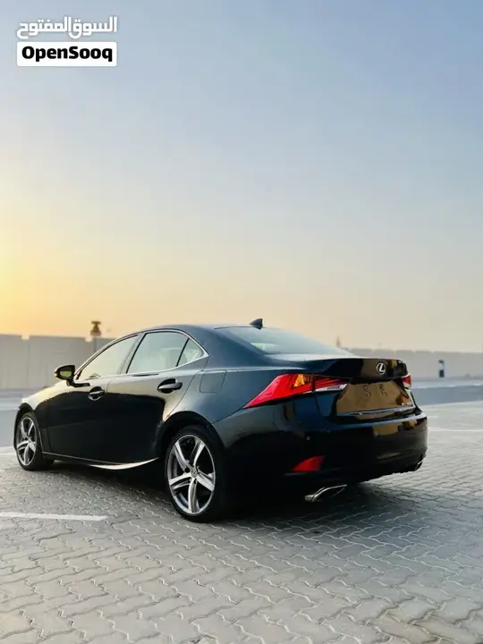 Lexus Is300 2018 photo 4