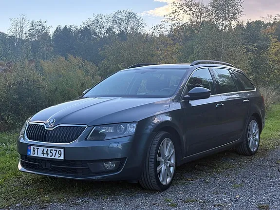 Skoda Octavia 2016 photo 2