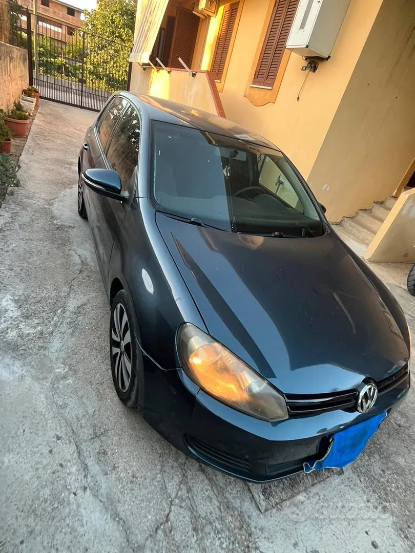 Volkswagen Golf 2010 photo 3