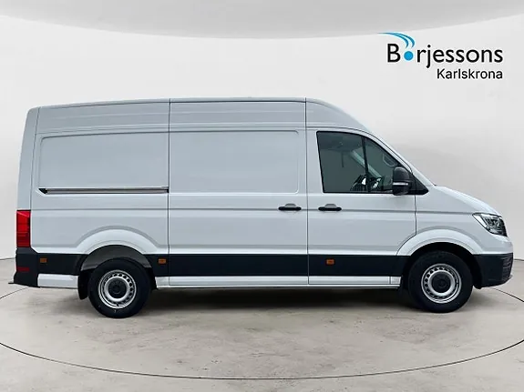 Volkswagen Crafter 35 2023 photo 2