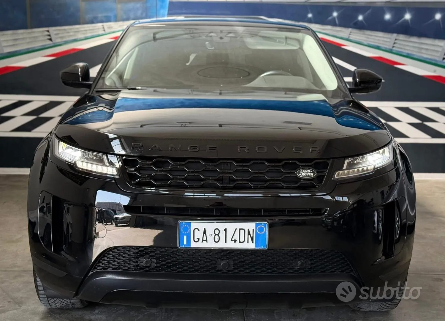 Land Rover Range Rover Evoque 2020 photo 2