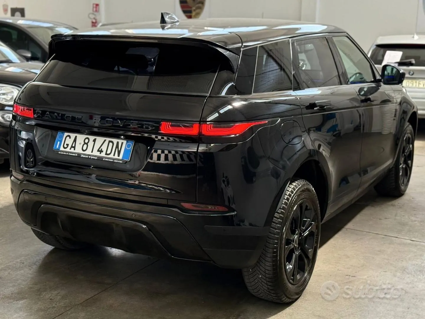 Land Rover Range Rover Evoque 2020 photo 4