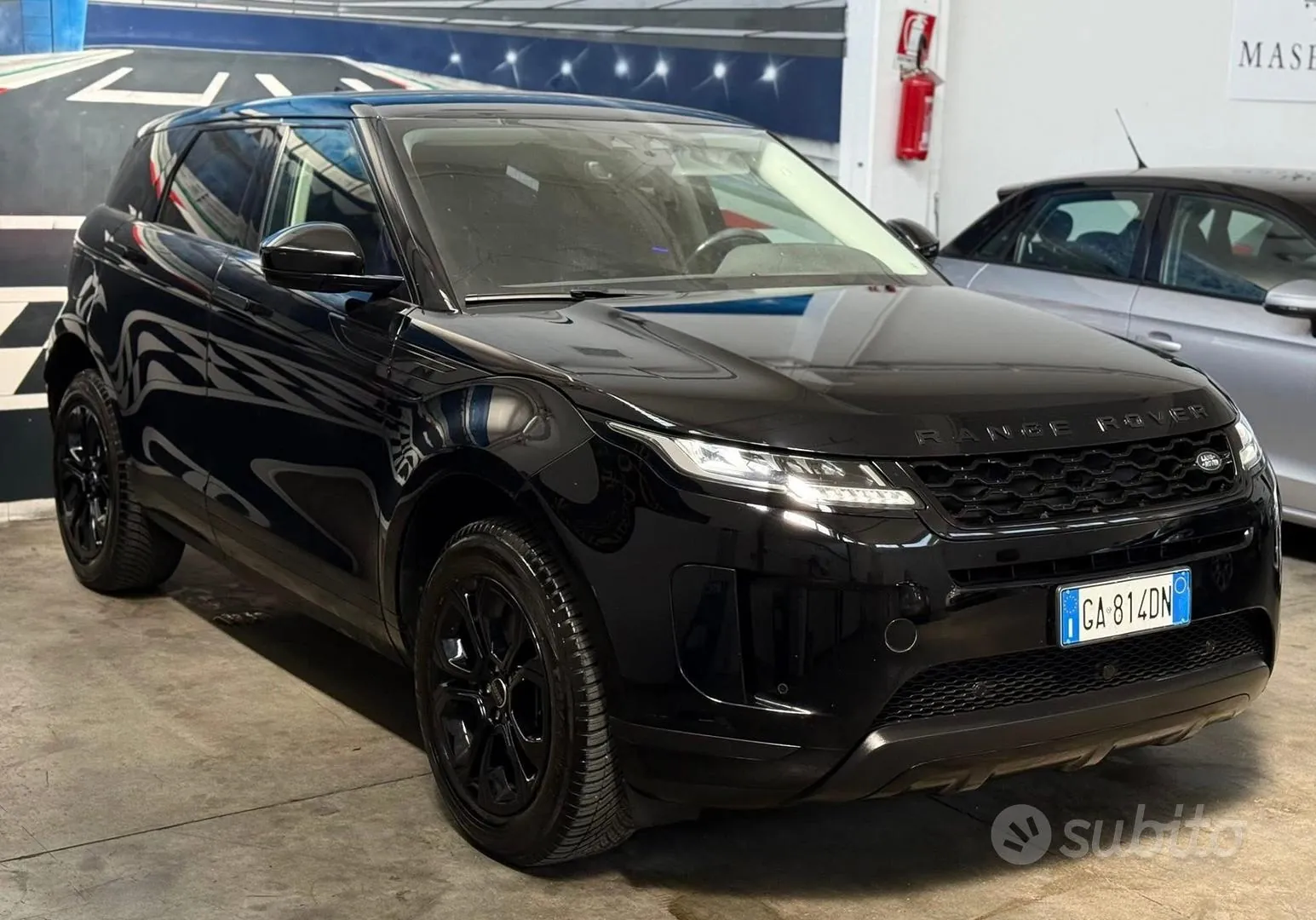 Land Rover Range Rover Evoque 2020 photo 3