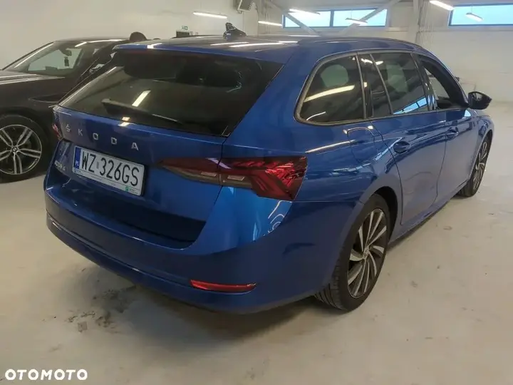 Skoda Octavia 2023 photo 4