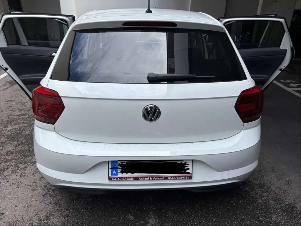 Volkswagen Polo 2018 photo 2