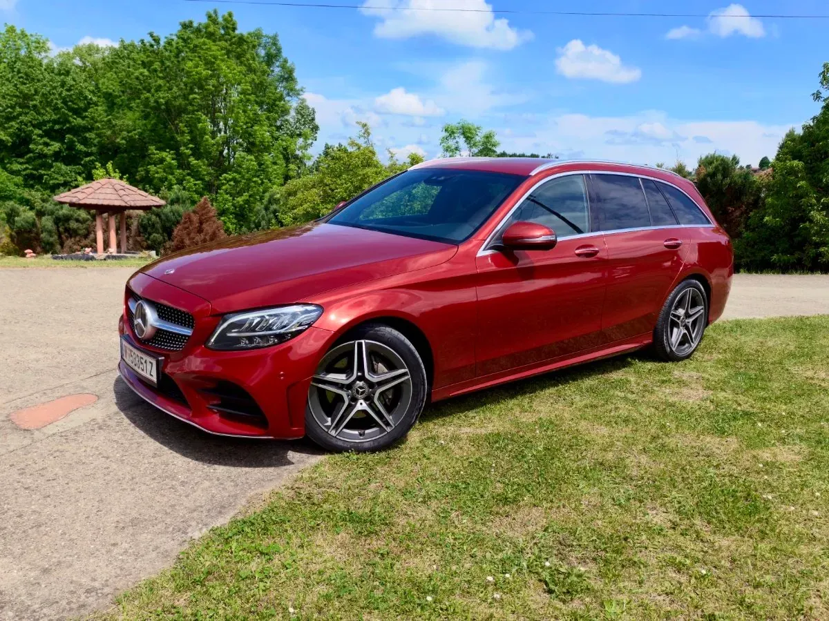 Mercedes-Benz C-Class 2019 photo 2